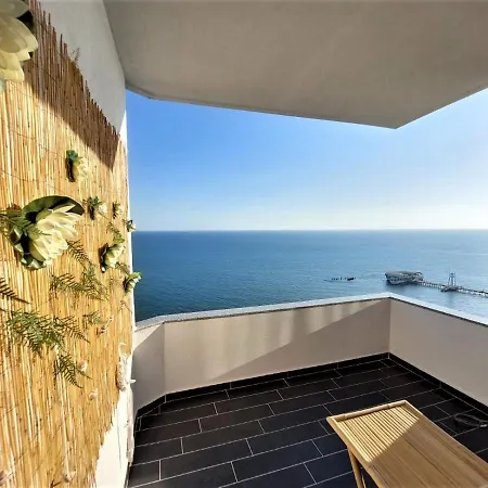 Apartment Sea La Vie